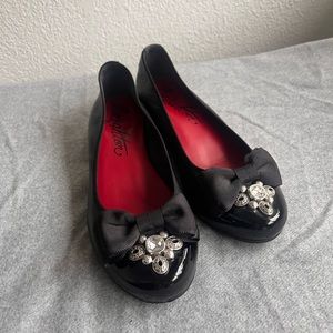 Brighton Bow Black Leather Patent Leather Flats Adorned with Brighton Jewels